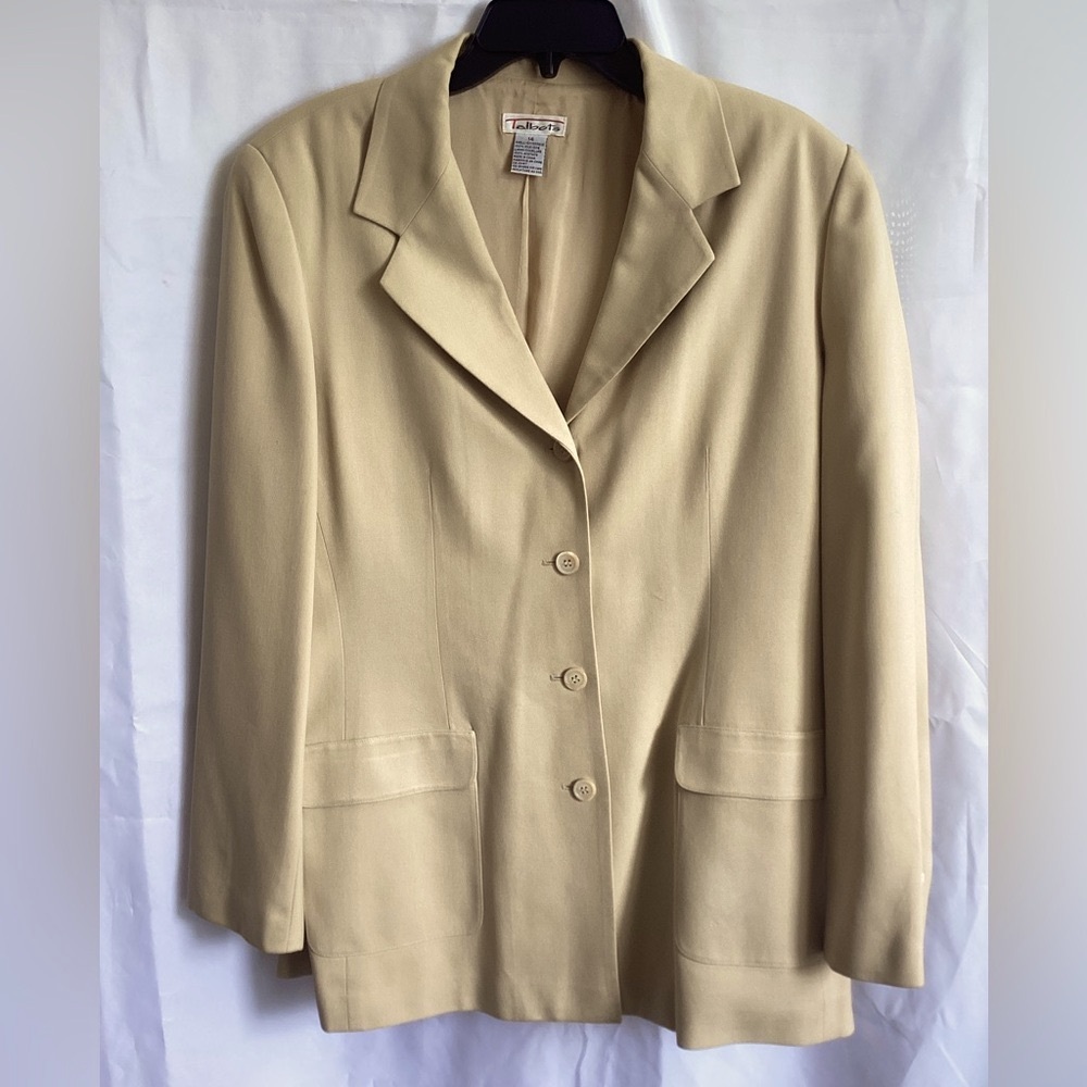 Talbots Cream Blazer with Notched Lapels and Tailored Fit Size 14